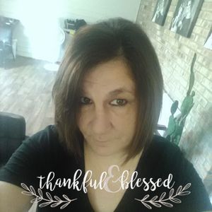 Meet your Posher, Vicky